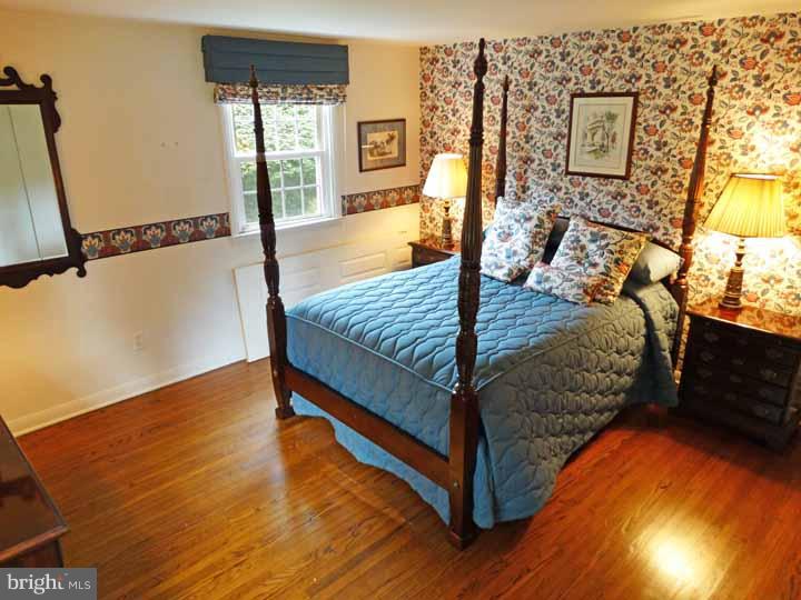 1188 West Valley Road Wayne, PA 19087 - Photo 8 of 25 Bedroom