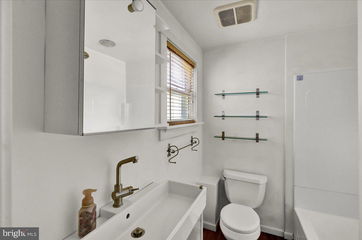 51 South Miller Street Reading, PA 19607 - Photo 16 of 23