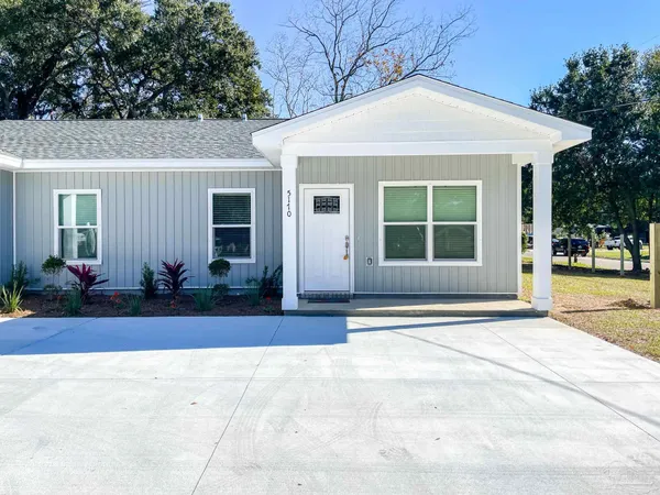 $1,695 | 5170 Burlington Avenue, Pensacola, FL 32505