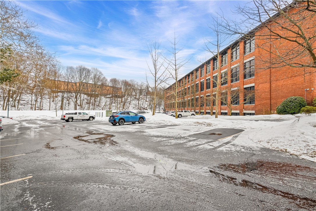 685 Social Street, Unit 308 Woonsocket, RI 02895 - Photo 28 of 31