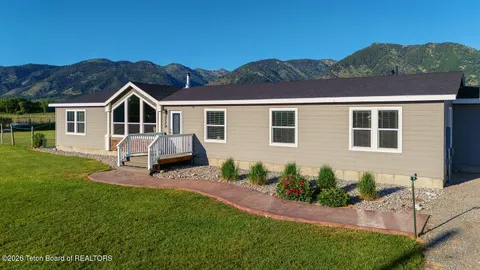 $749,000 | 2779 County Road 122, Thayne, WY 83127