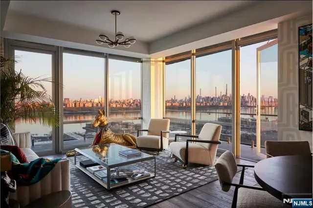 $1,700,000 | 320 Adolphus Avenue, Unit 815, Cliffside Park, NJ 07010