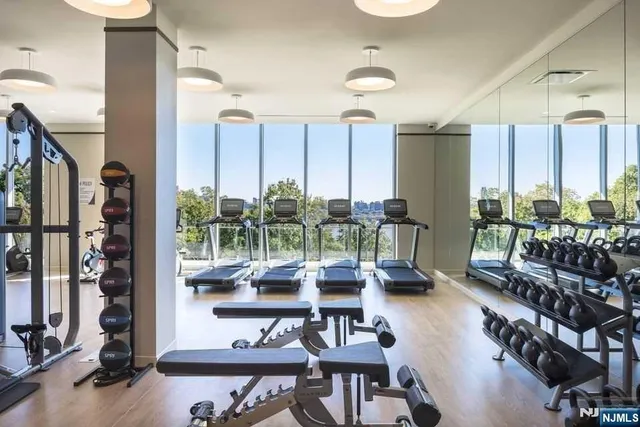 $1,700,000 | 320 Adolphus Avenue, Unit 815, Cliffside Park, NJ 07010