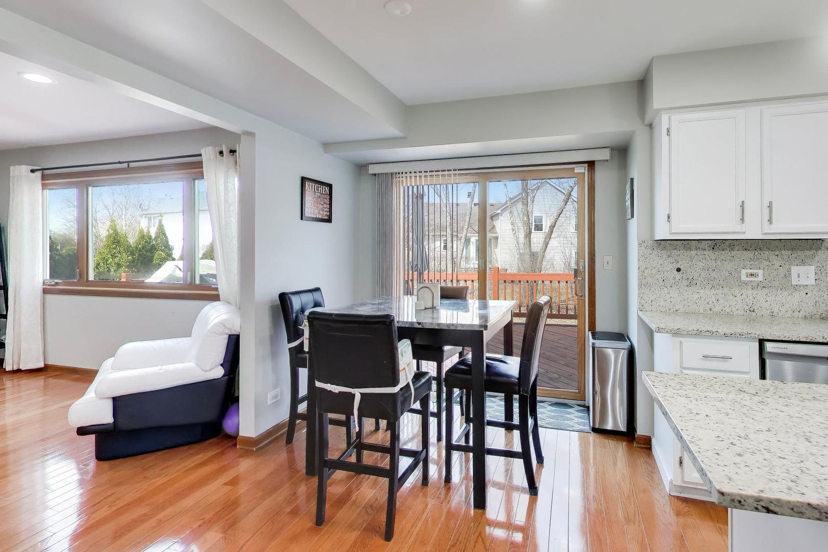 1075 Longford Road Bartlett, IL 60103 - Photo 18 of 53