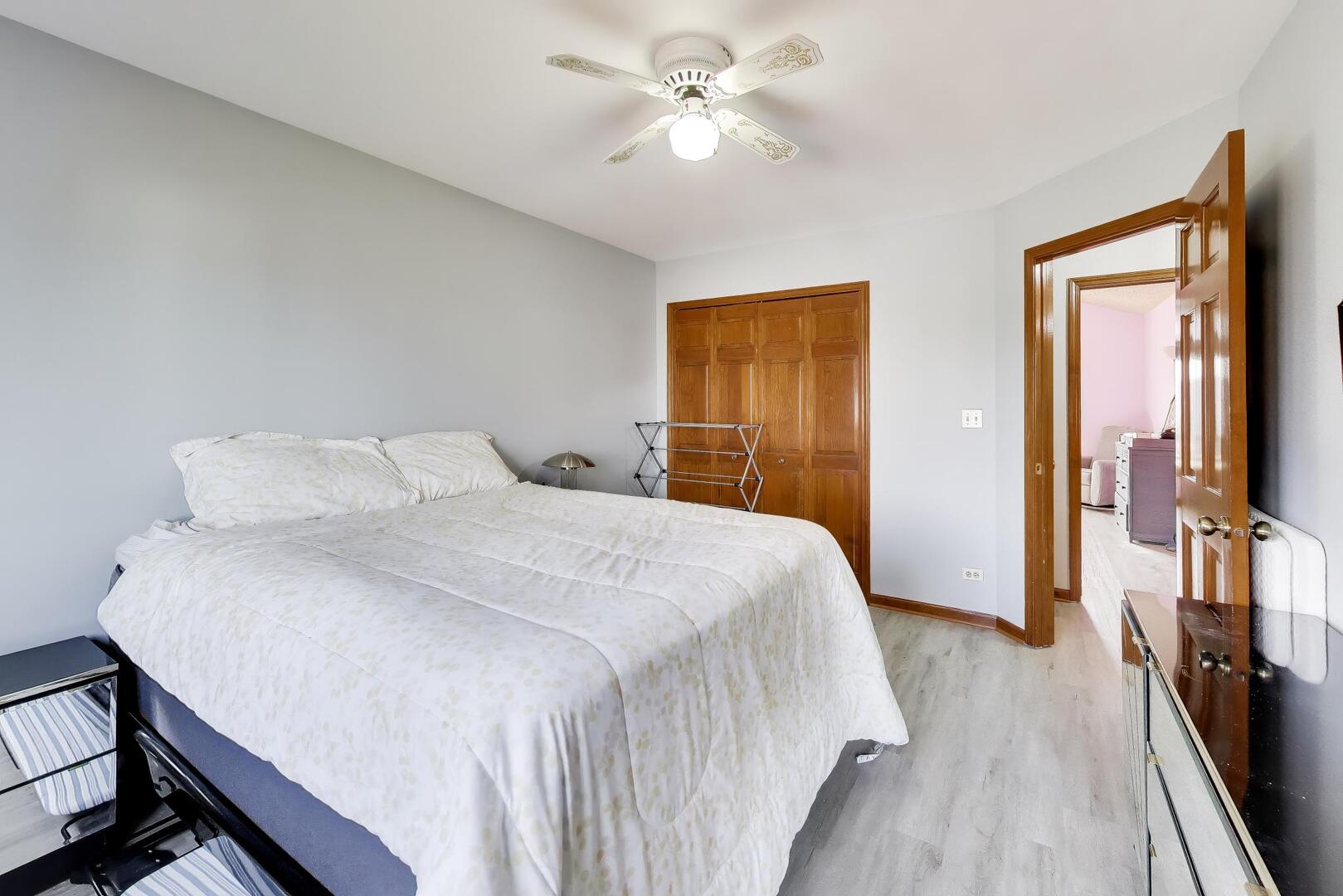1075 Longford Road Bartlett, IL 60103 - Photo 36 of 53