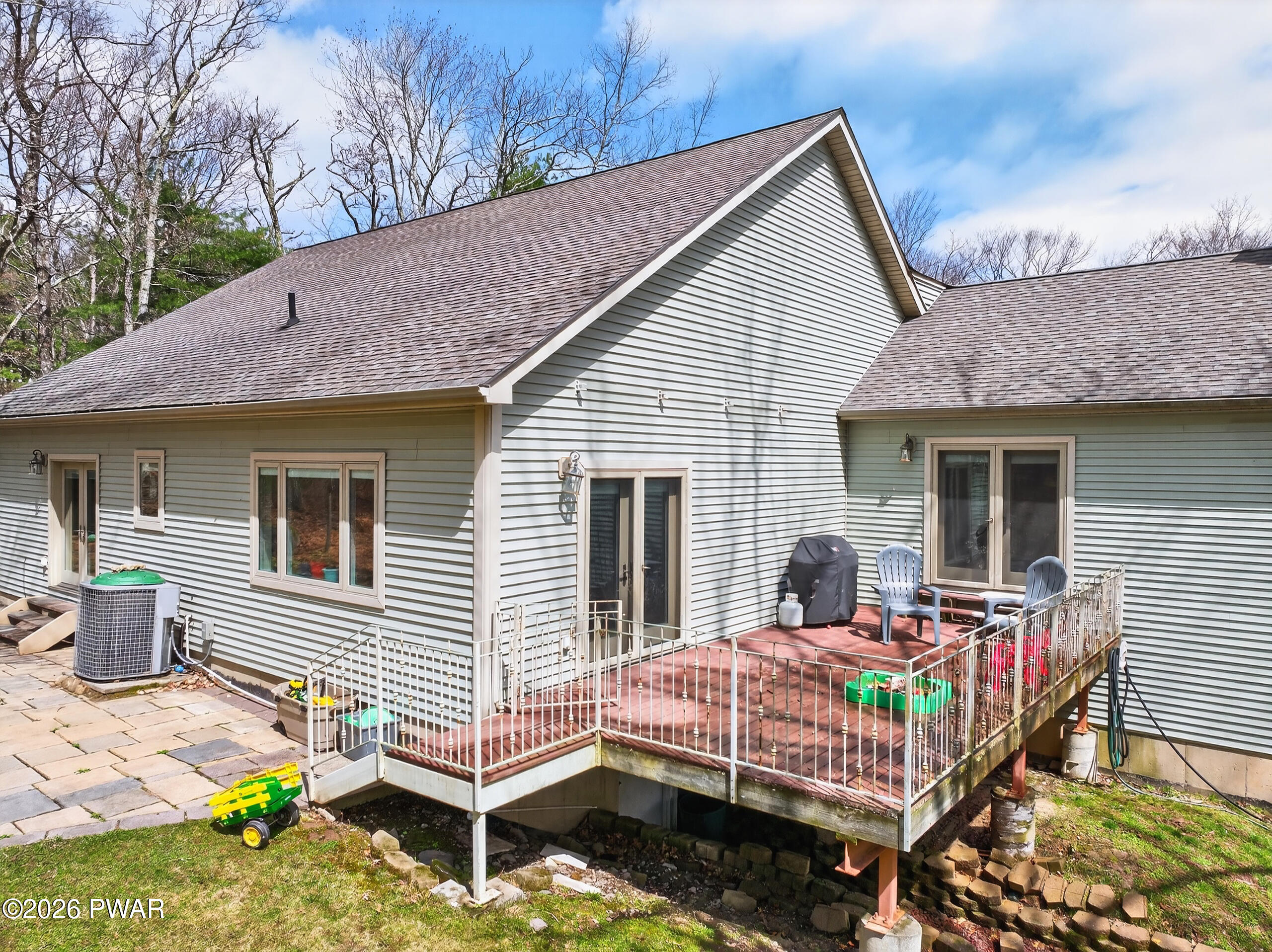 155 Piute Road Shohola, PA 18458 - Photo 6 of 48 DJI_20260406123840_0227_D
