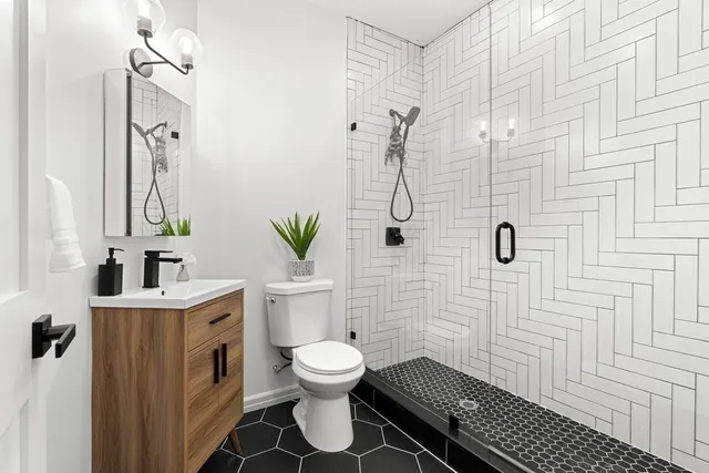 $3,600 | 31 Cunningham Street, Unit 2, Boston, MA 02125