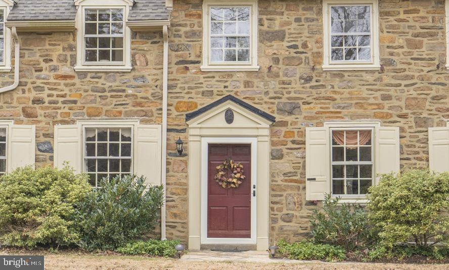 279 South Warner Road Wayne, PA 19087 - Photo 4 of 52 Close up of the house stone
