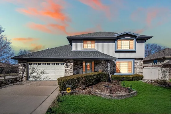 $589,900 | 8324 Bromley Street, Orland Park, IL 60462