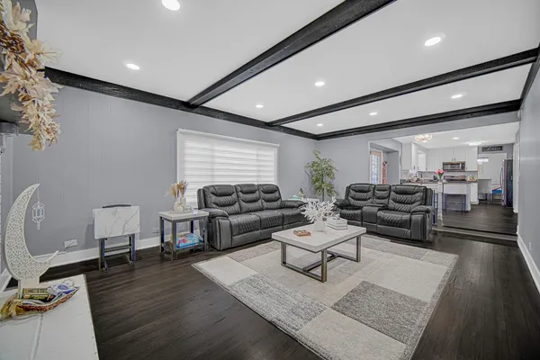 $589,900 | 8324 Bromley Street, Orland Park, IL 60462