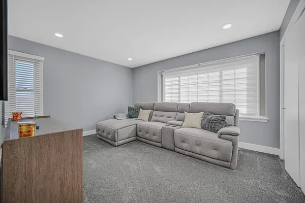 $589,900 | 8324 Bromley Street, Orland Park, IL 60462