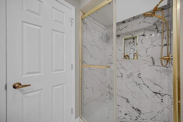 $589,900 | 8324 Bromley Street, Orland Park, IL 60462