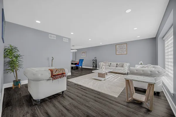 $589,900 | 8324 Bromley Street, Orland Park, IL 60462
