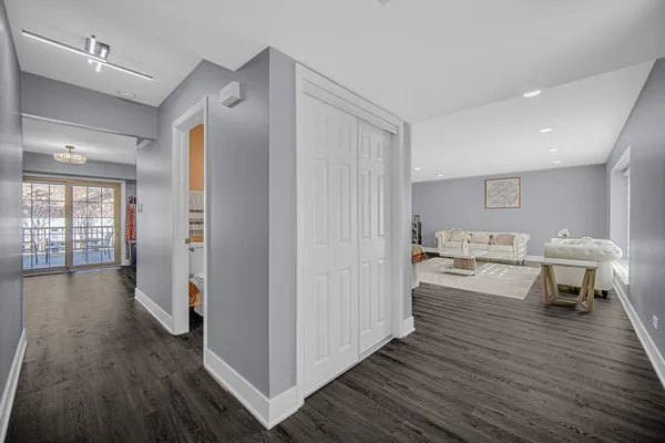 $589,900 | 8324 Bromley Street, Orland Park, IL 60462