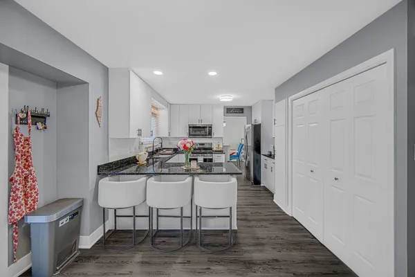 $589,900 | 8324 Bromley Street, Orland Park, IL 60462