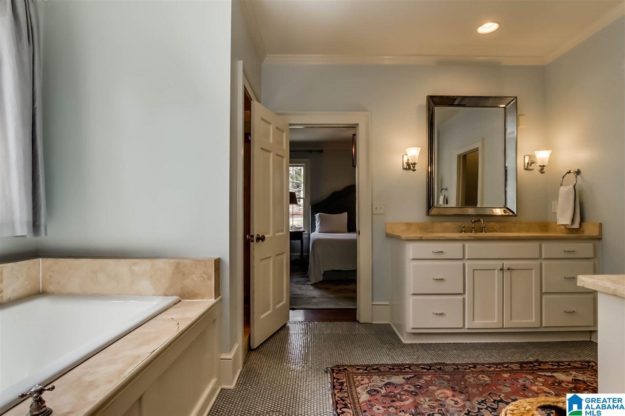 2905 Montevallo Road Birmingham, AL 35223 - Photo 31 of 50
