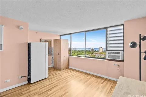 $310,000 | 444 Niu Street, Unit 2105, Honolulu, HI 96815