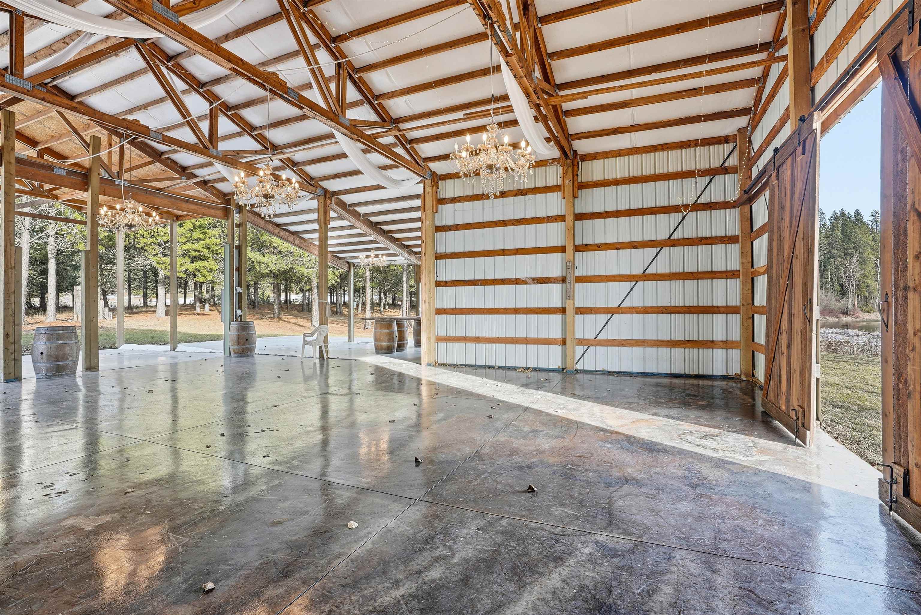 6201 South B S Leclerc Road Newport, WA 99156 - Photo 11 of 39