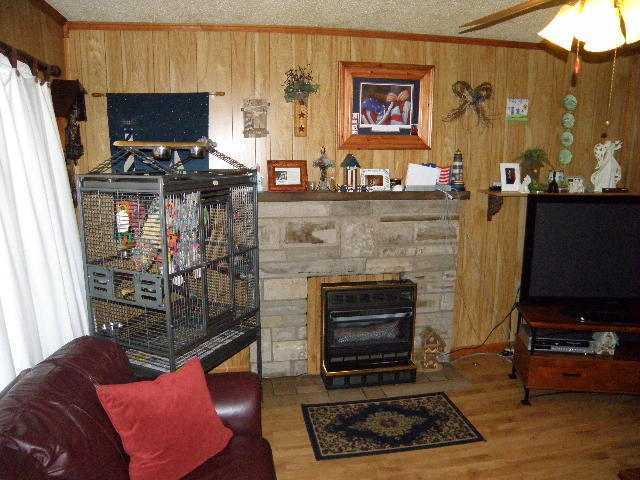 2049 Ferris Road Columbus, OH 43224 - Photo 4 of 16 Gallery Image 4
