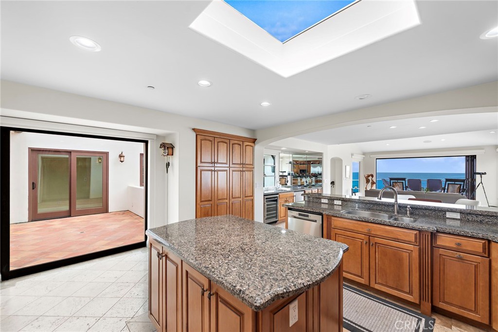 911 Buena Vista, Unit 1 San Clemente, CA 92672 - Photo 15 of 28