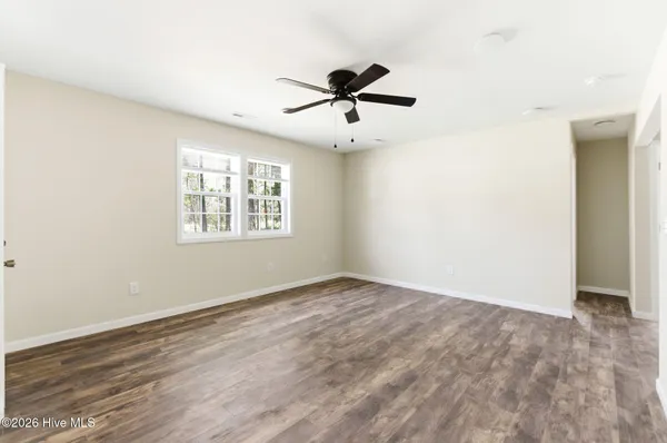 $275,000 | 41 Oliver Lane, Burgaw, NC 28425