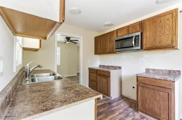 $275,000 | 41 Oliver Lane, Burgaw, NC 28425