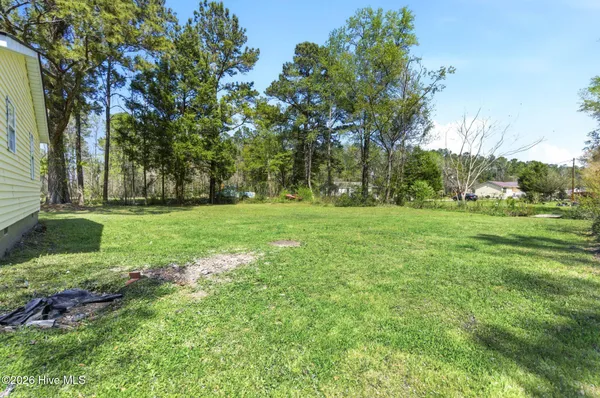 $275,000 | 41 Oliver Lane, Burgaw, NC 28425