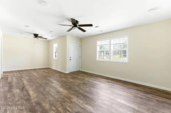 $275,000 | 41 Oliver Lane, Burgaw, NC 28425