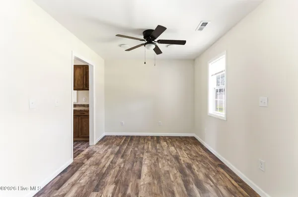 $275,000 | 41 Oliver Lane, Burgaw, NC 28425