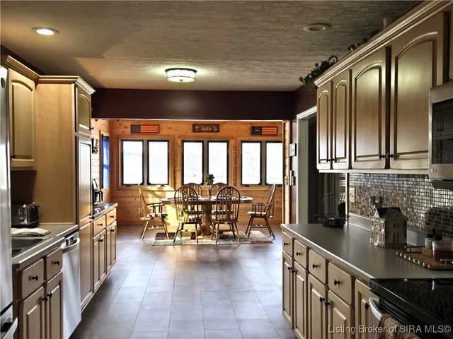 $425,000 | 109 Money Hollow Road, Borden, IN 47106