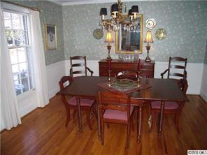 216 Hodgson Road Charlotte, NC 28211 - Photo 4 of 16 Gallery Image 4