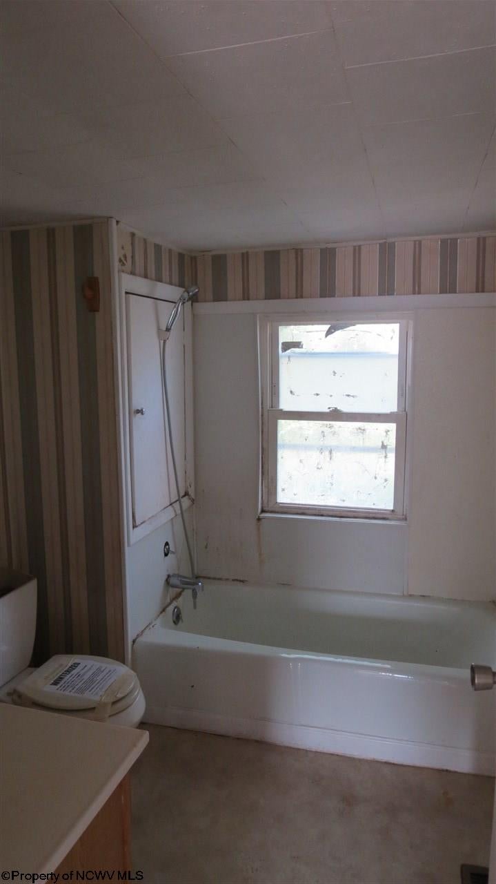 1210 Pleasant Valley Road Fairmont, WV 26554 - Photo 6 of 17 Gallery Image 6