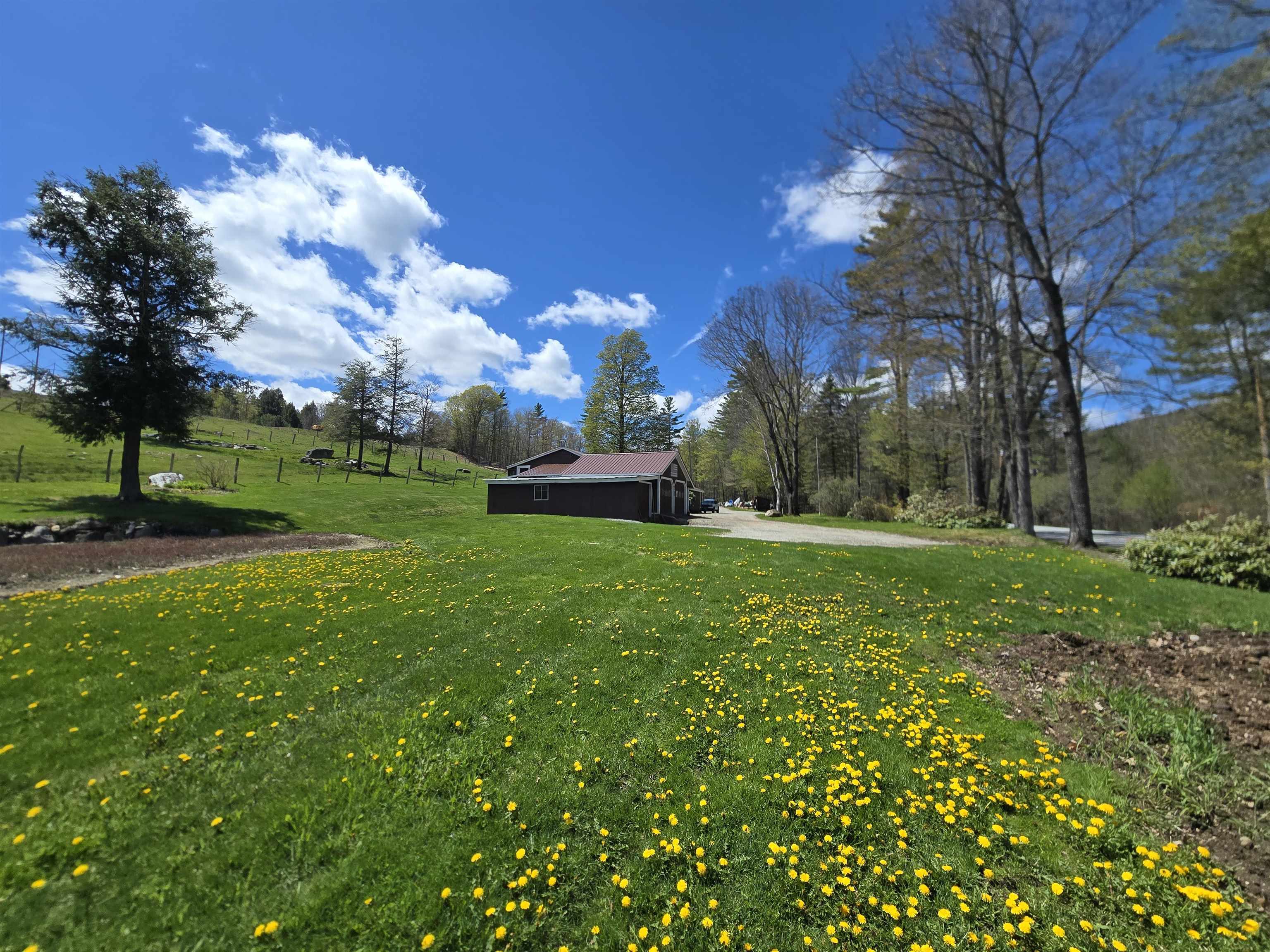 847 Simonsville Road Andover, VT 05143 - Photo 6 of 38