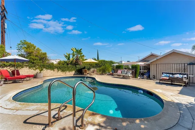 $1,050,000 | 5413 Meridian Street, Los Angeles, CA 90042