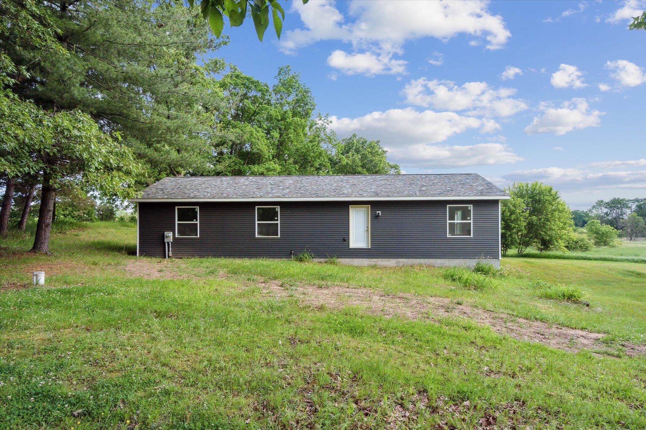 8550 Coon Hill Road Munith, MI 49259 - Photo 1 of 29 8550 Coonhill Rd, Munith, MI 49259