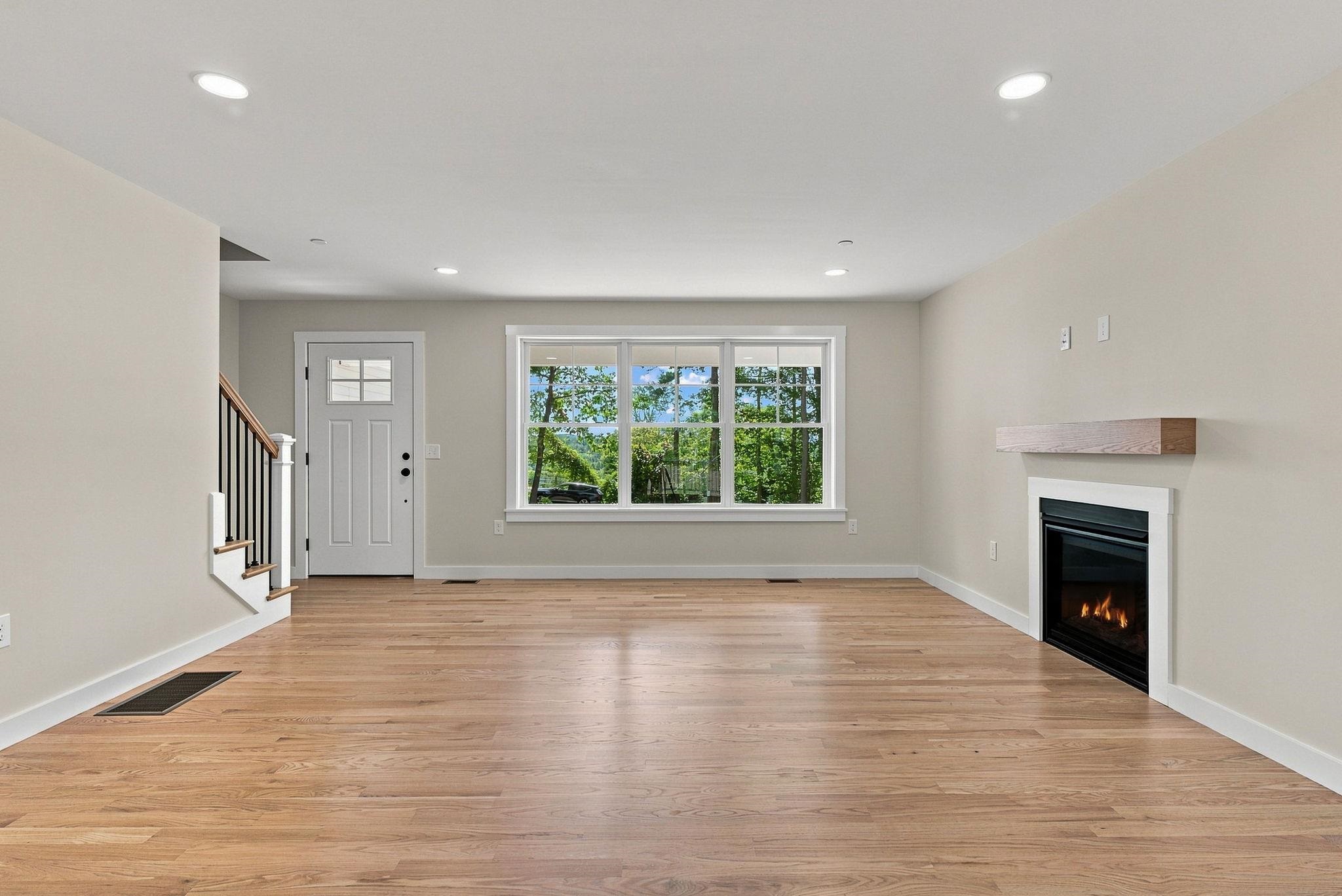 264 Colburn Road New Boston, NH 03070 - Photo 10 of 40 Gallery Image 10