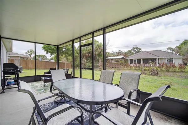 $400,000 | 418 Fleming Street, Sebastian, FL 32958