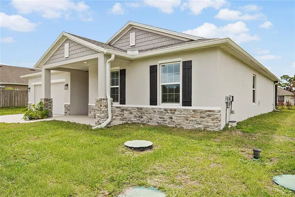 $400,000 | 418 Fleming Street, Sebastian, FL 32958