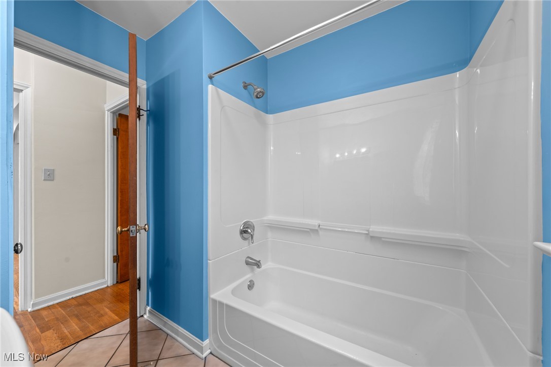 3547 Randolph Road Cleveland, OH 44121 - Photo 20 of 40