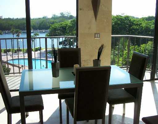 859 Jeffery Street, Unit 515 Boca Raton, FL 33487 - Photo 1 of 4 Primary Photo