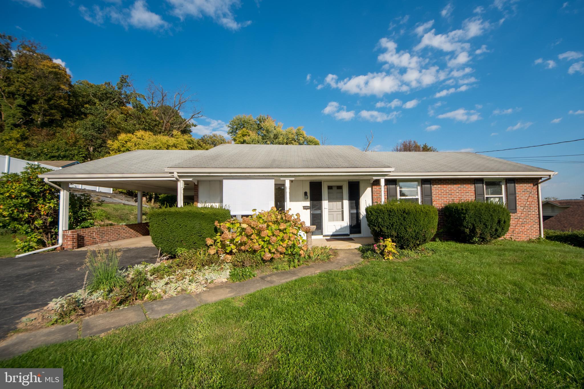421 Kinderhook Road Columbia, PA 17512 - Photo 1 of 45 Gallery Image 1