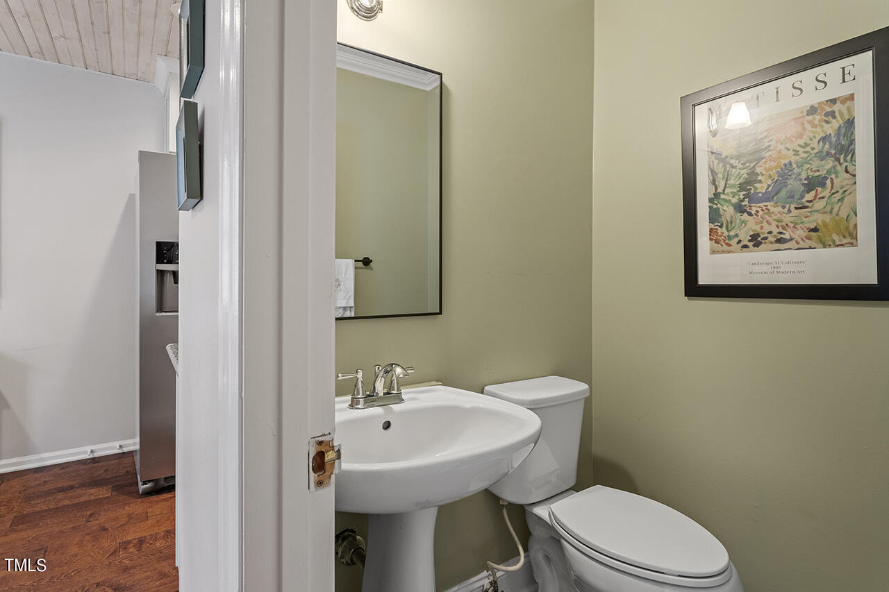 2826 Wycliff Road Raleigh, NC 27607 - Photo 7 of 43 2826 Wycliff Road_07