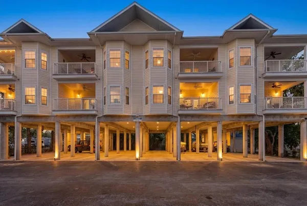 $239,900 | 54 Southeast 910th Avenue, Unit 115, Old Town, FL 32680