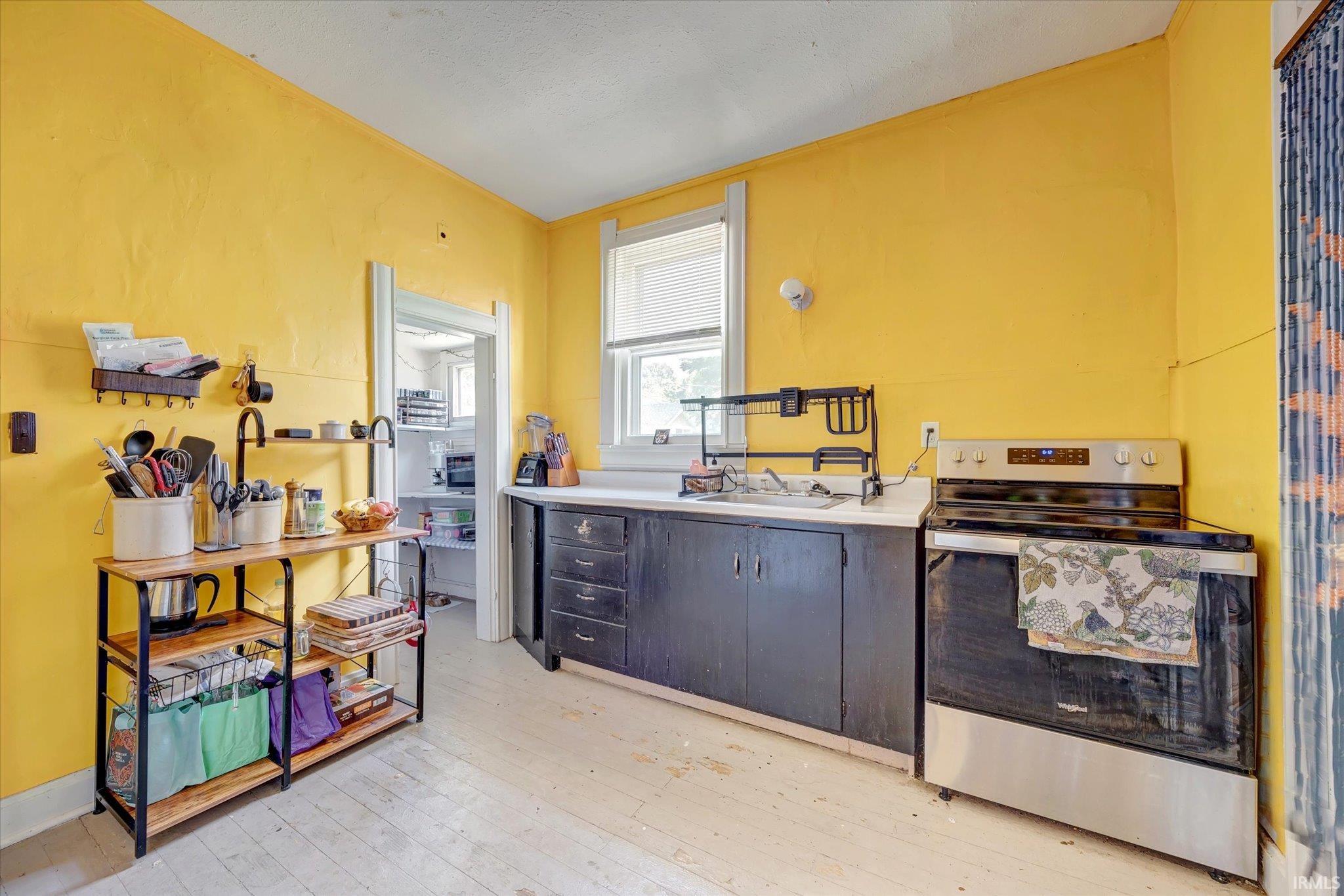 613 South Walnut Street Bloomington, IN 47401 - Photo 13 of 33