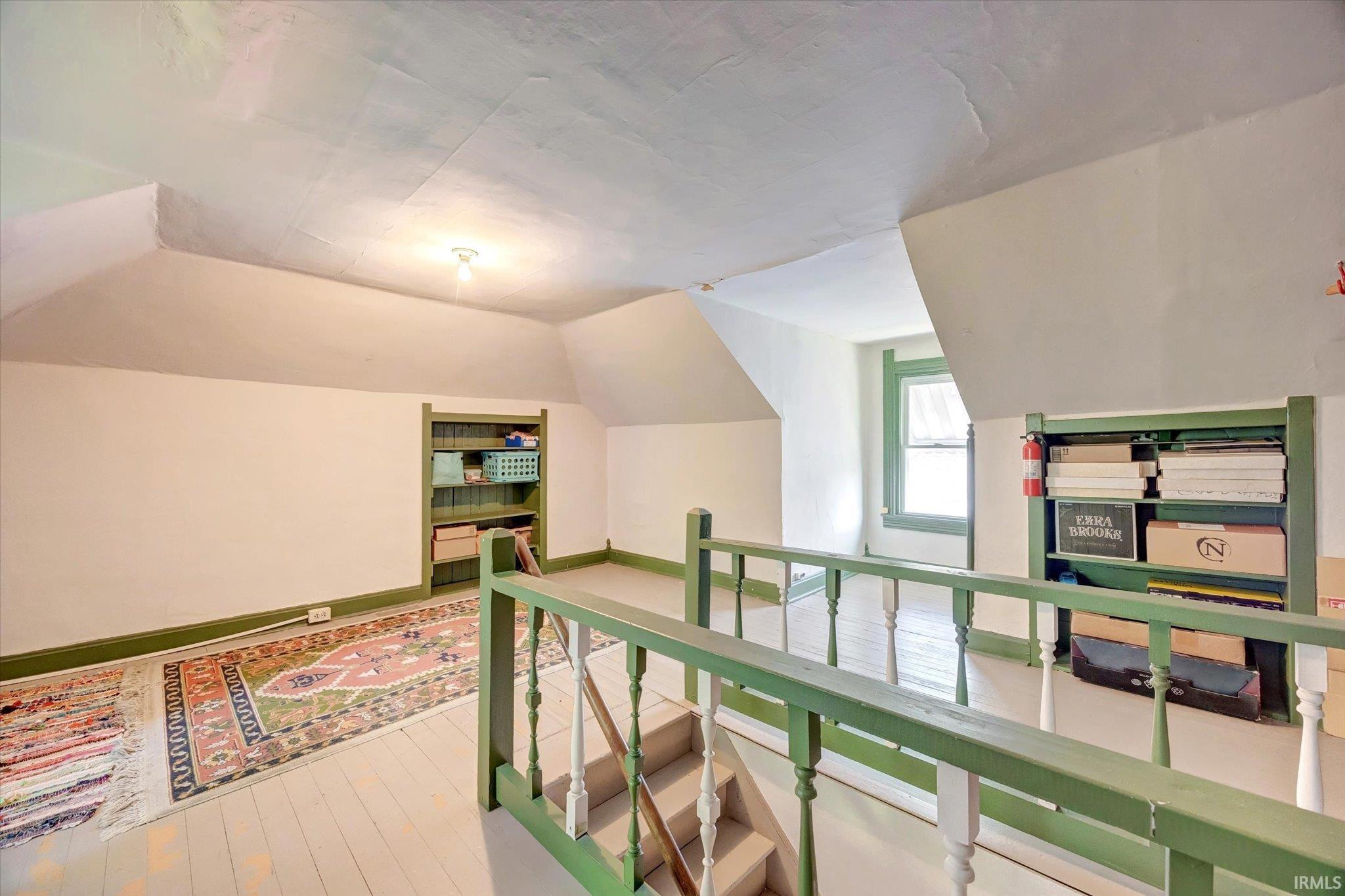 613 South Walnut Street Bloomington, IN 47401 - Photo 27 of 33