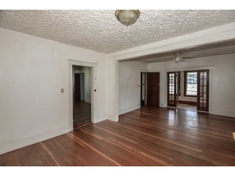 30 7th Avenue Woonsocket, RI 02895 - Photo 10 of 24 Living Room.