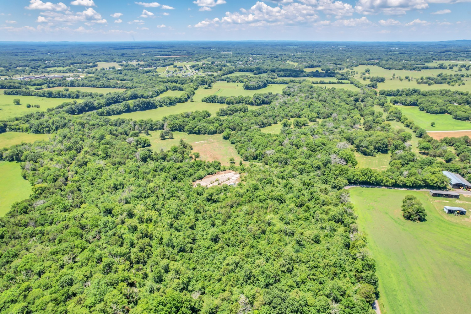 4 Sub Station Road Unionville, TN 37180 - Photo 10 of 40 Gallery Image 10