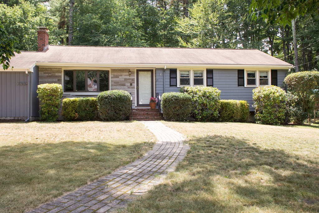 21 Hillcrest Road Medfield, MA 02052 - Photo 2 of 18 Gallery Image 2