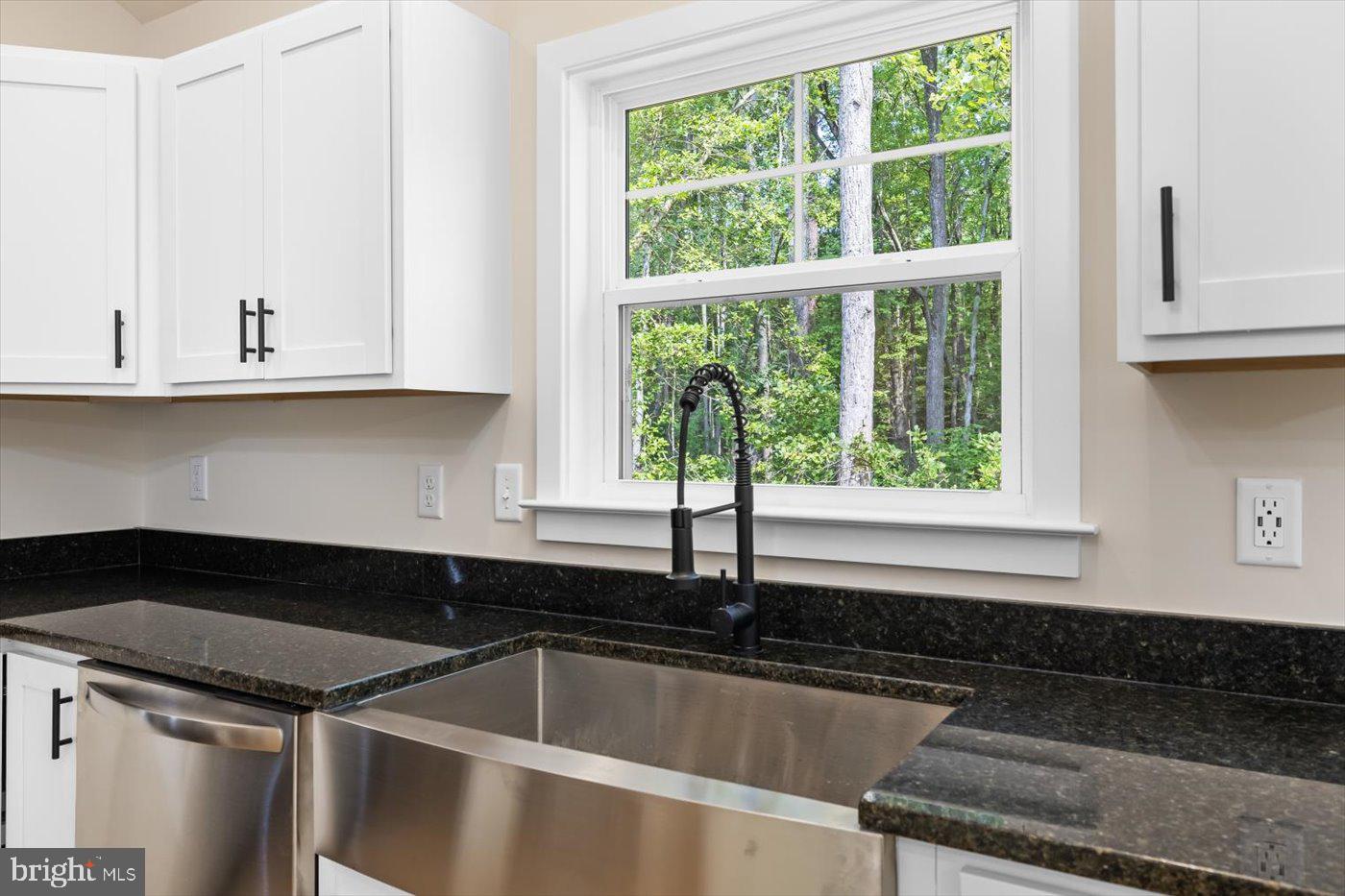 73 Azalea Way Colonial Beach, VA 22443 - Photo 18 of 34