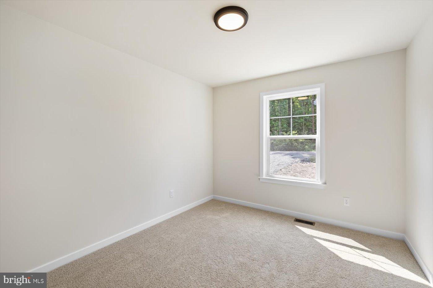 73 Azalea Way Colonial Beach, VA 22443 - Photo 28 of 34